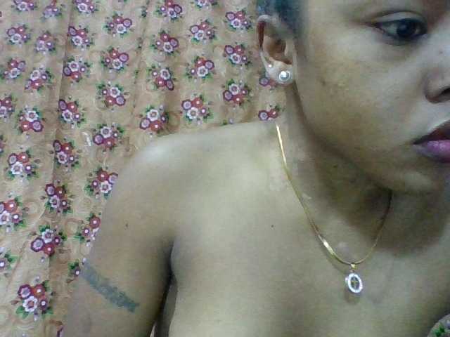 Elysa7 live cam on BongaCams