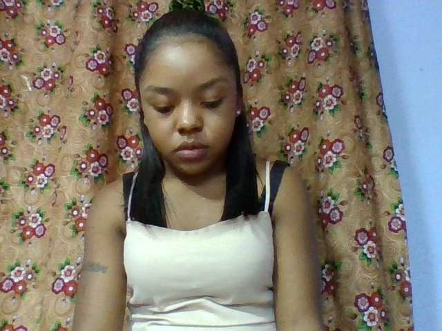 Elysa7 live cam on BongaCams