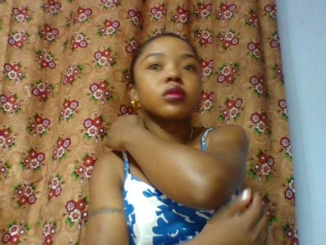 Elysa7 live cam on BongaCams