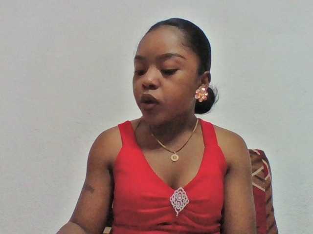Elysa7 live cam on BongaCams