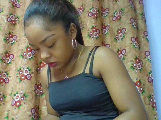 Elysa7 live cam on BongaCams