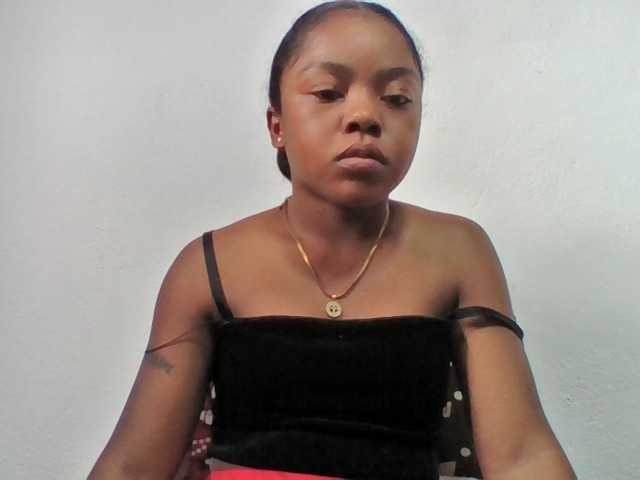 Elysa7 live cam on BongaCams