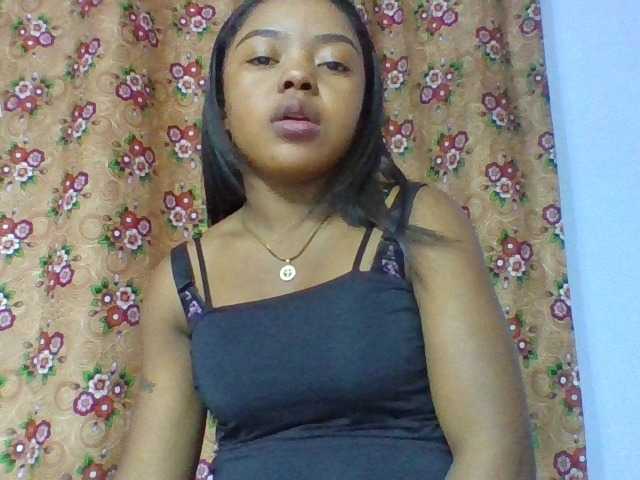 Elysa7 live cam on BongaCams
