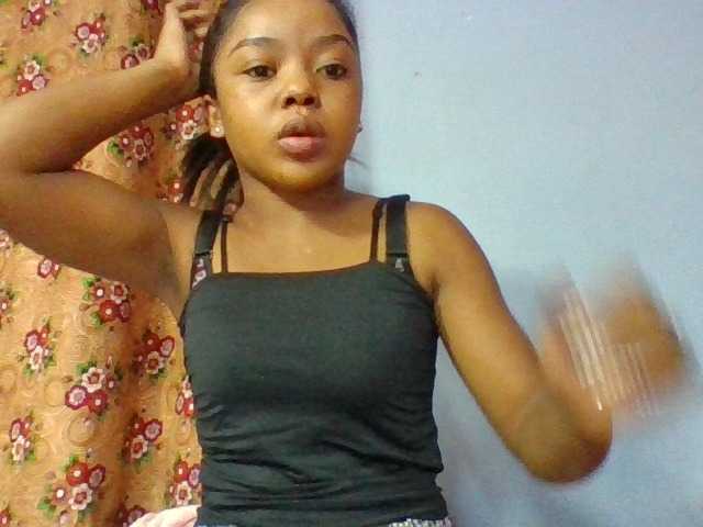 Elysa7 live cam on BongaCams