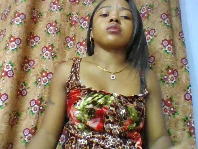 Elysa7 live cam on BongaCams