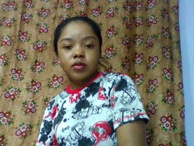 Elysa7 live cam on BongaCams