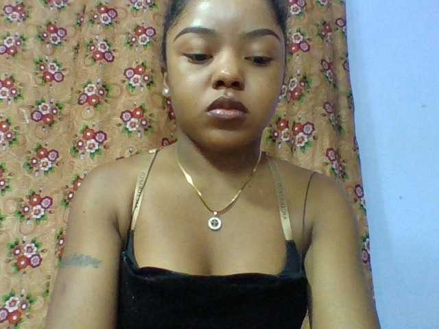 Elysa7 live cam on BongaCams