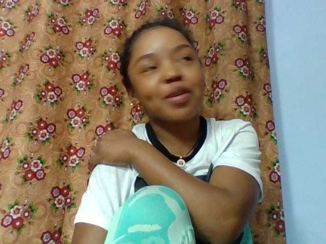 Elysa7 live cam on BongaCams