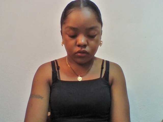 Elysa7 live cam on BongaCams