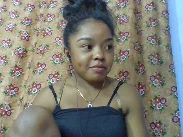 Elysa7 live cam on BongaCams