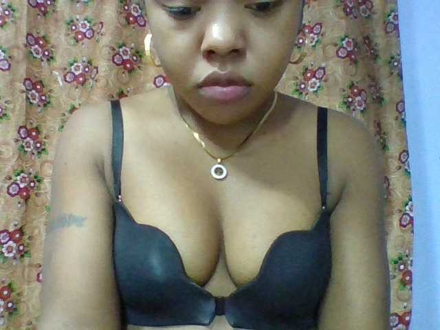 Elysa7 live cam on BongaCams