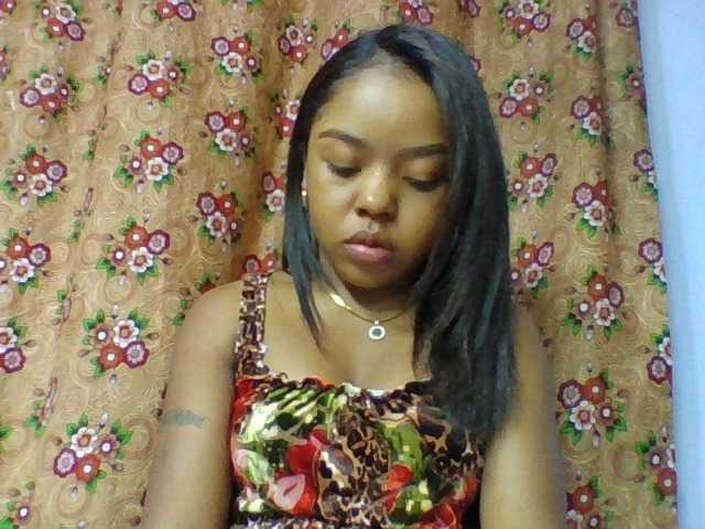 Elysa7 live cam on BongaCams