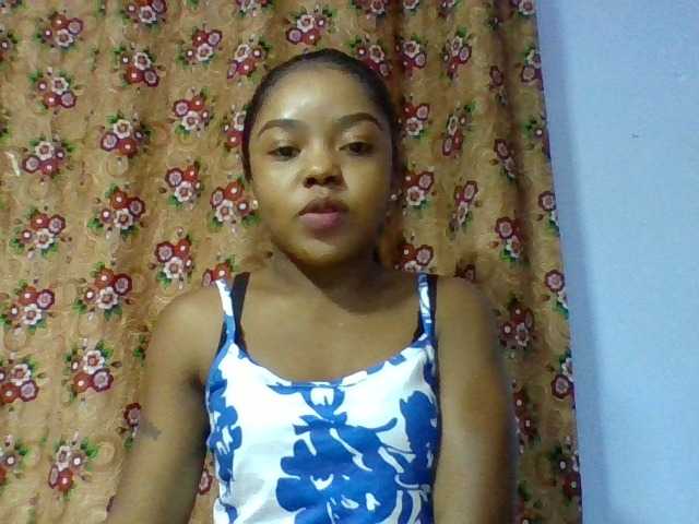 Elysa7 live cam on BongaCams