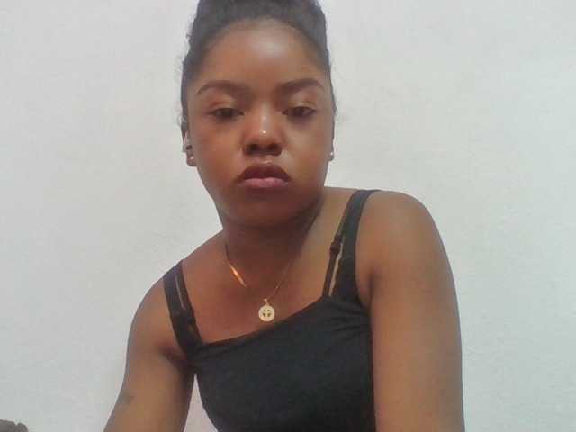 Elysa7 live cam on BongaCams