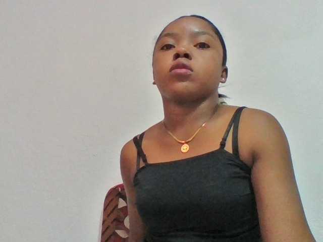 Elysa7 live cam on BongaCams