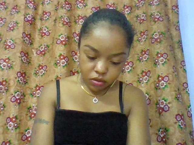Elysa7 live cam on BongaCams