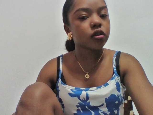 Elysa7 live cam on BongaCams