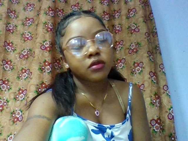 Elysa7 live cam on BongaCams