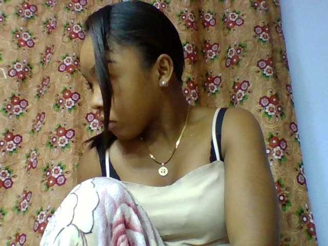 Elysa7 live cam on BongaCams