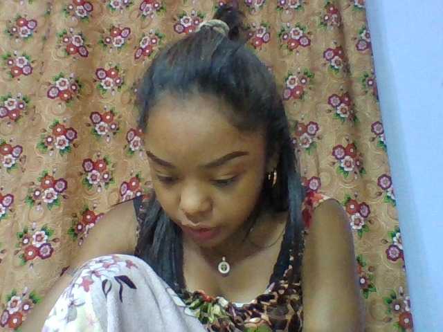 Elysa7 live cam on BongaCams