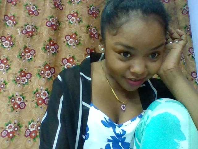 Elysa7 live cam on BongaCams