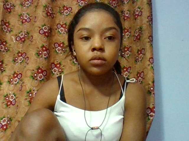 Elysa7 live cam on BongaCams