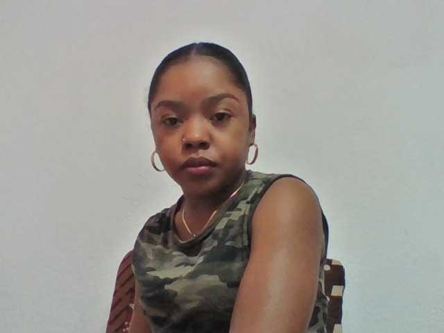 Elysa7 live cam on BongaCams