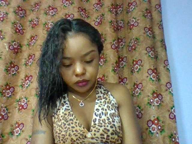 Elysa7 live cam on BongaCams