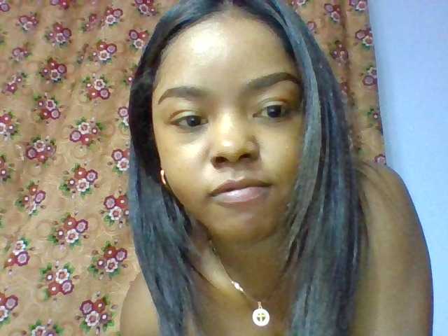 Elysa7 live cam on BongaCams