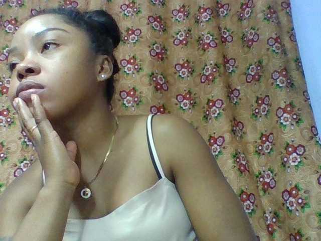 Elysa7 live cam on BongaCams