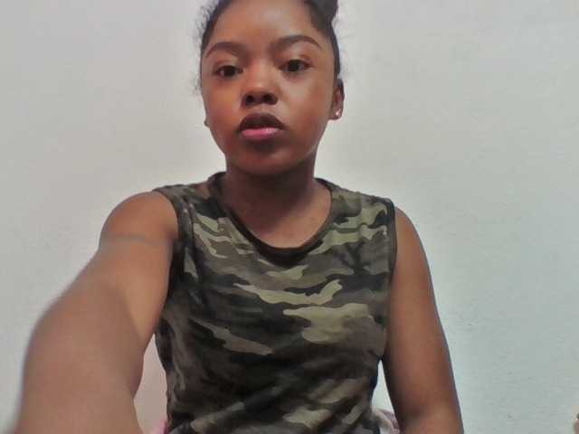 Elysa7 live cam on BongaCams