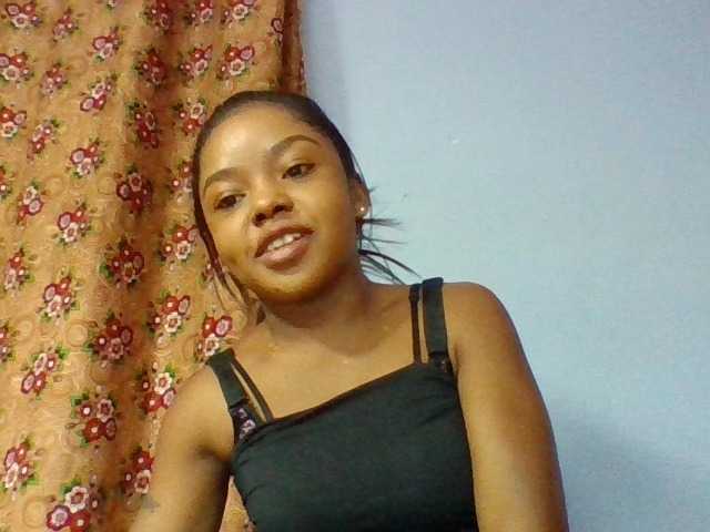 Elysa7 live cam on BongaCams