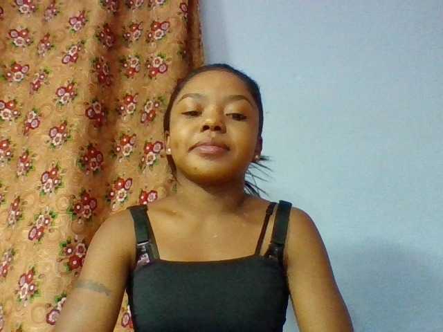 Elysa7 live cam on BongaCams