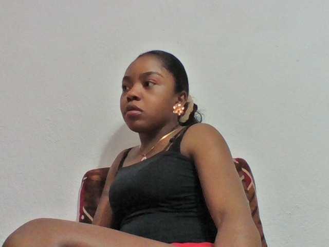 Elysa7 live cam on BongaCams