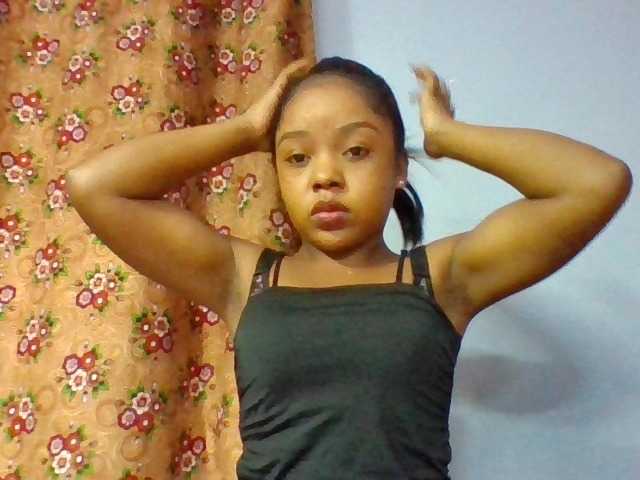 Elysa7 live cam on BongaCams