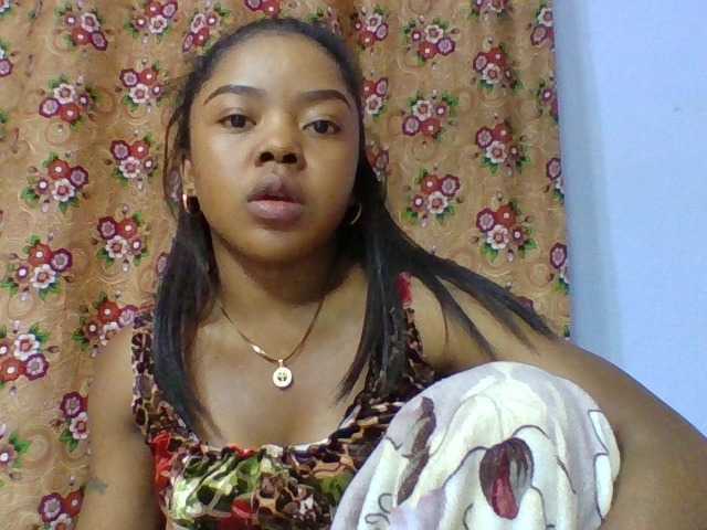 Elysa7 live cam on BongaCams