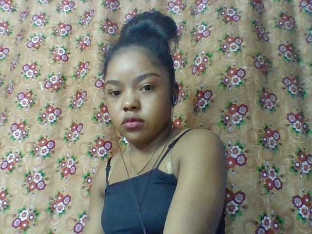 Elysa7 live cam on BongaCams