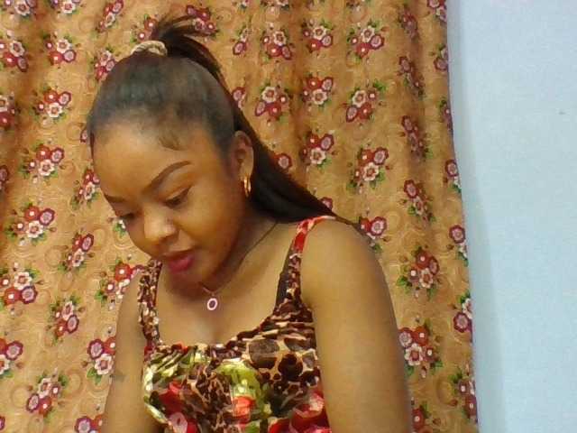 Elysa7 live cam on BongaCams