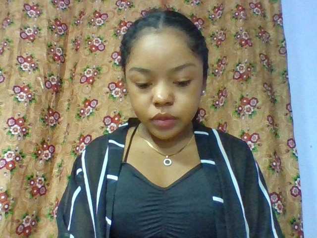 Elysa7 live cam on BongaCams