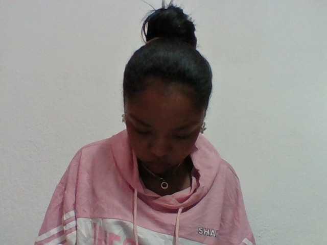 Elysa7 live cam on BongaCams