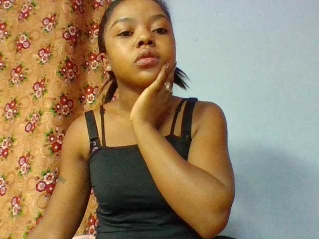 Elysa7 live cam on BongaCams