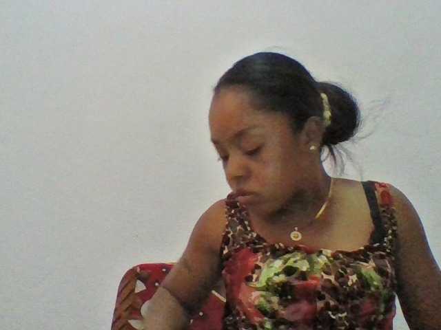 Elysa7 live cam on BongaCams