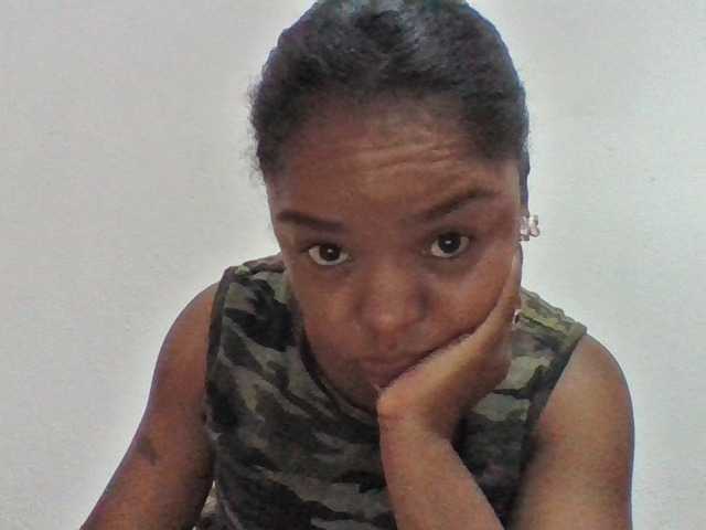 Elysa7 live cam on BongaCams