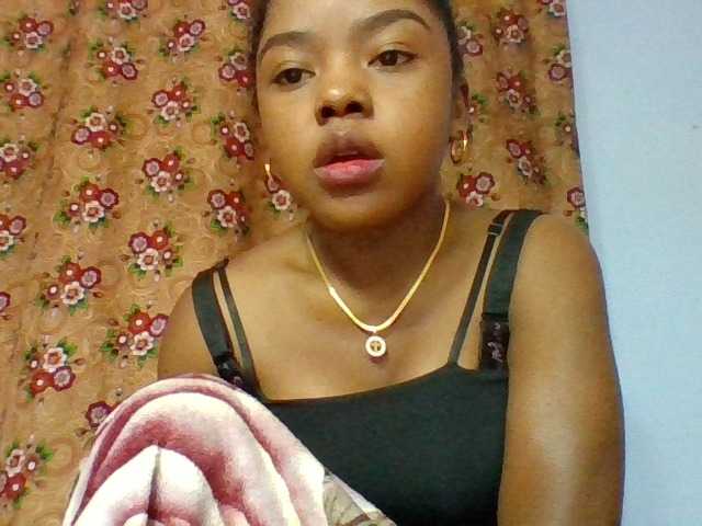 Elysa7 live cam on BongaCams