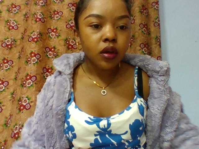 Elysa7 live cam on BongaCams