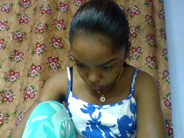 Elysa7 live cam on BongaCams