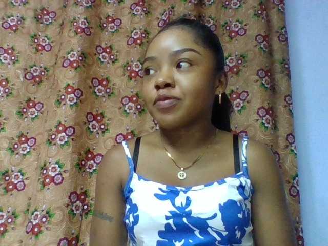 Elysa7 live cam on BongaCams