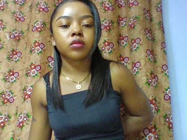 Elysa7 live cam on BongaCams