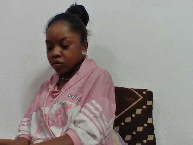 Elysa7 live cam on BongaCams