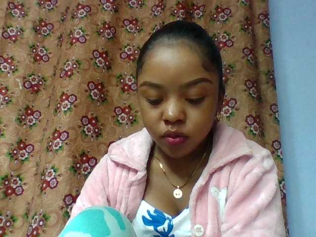 Elysa7 live cam on BongaCams